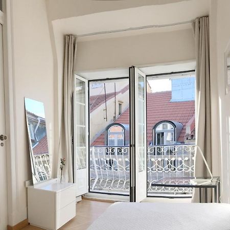Room Atalaia- Ideal For Single Лісабон Екстер'єр фото
