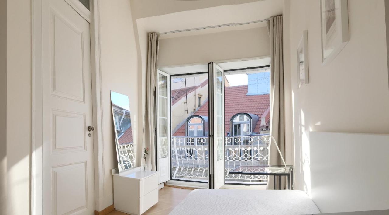 Room Atalaia- Ideal For Single Лісабон Екстер'єр фото